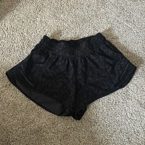 Camo Hotty Hot Lululemon Shorts